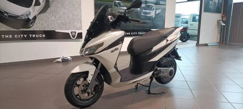 Aprilia SXR 50 (2021 - 26) (4)