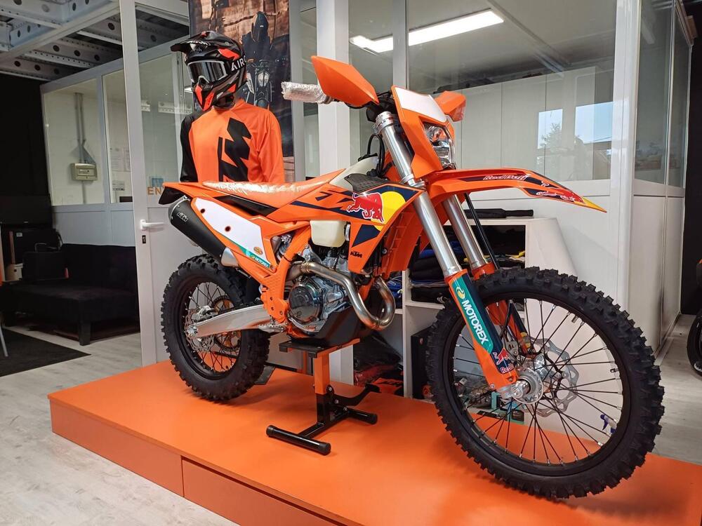 KTM EXC 450 F Champion Edition (2025) (2)