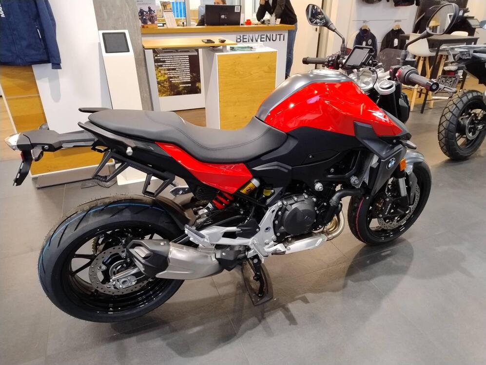 Bmw F 900 R (2021 - 25) (2)