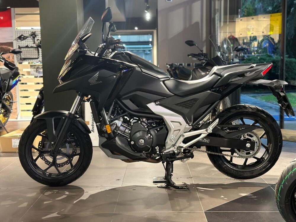 Honda NC 750 X (2021 - 24) (2)