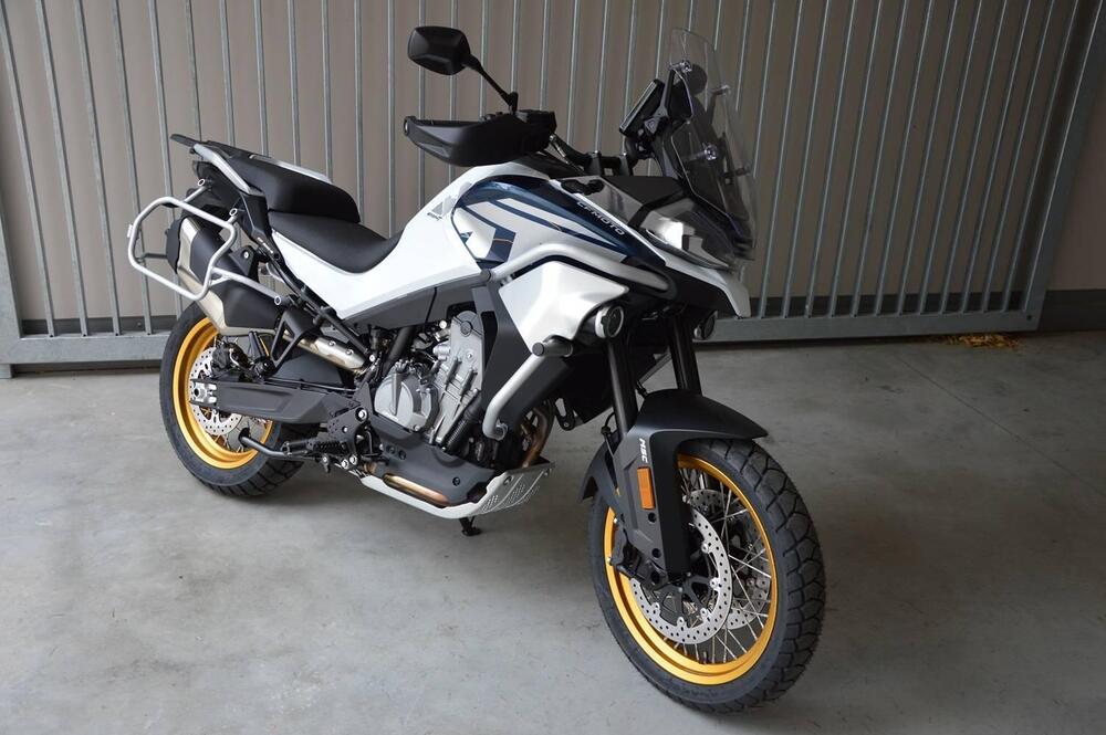 CFMOTO 800MT Explorer (2023 - 24)