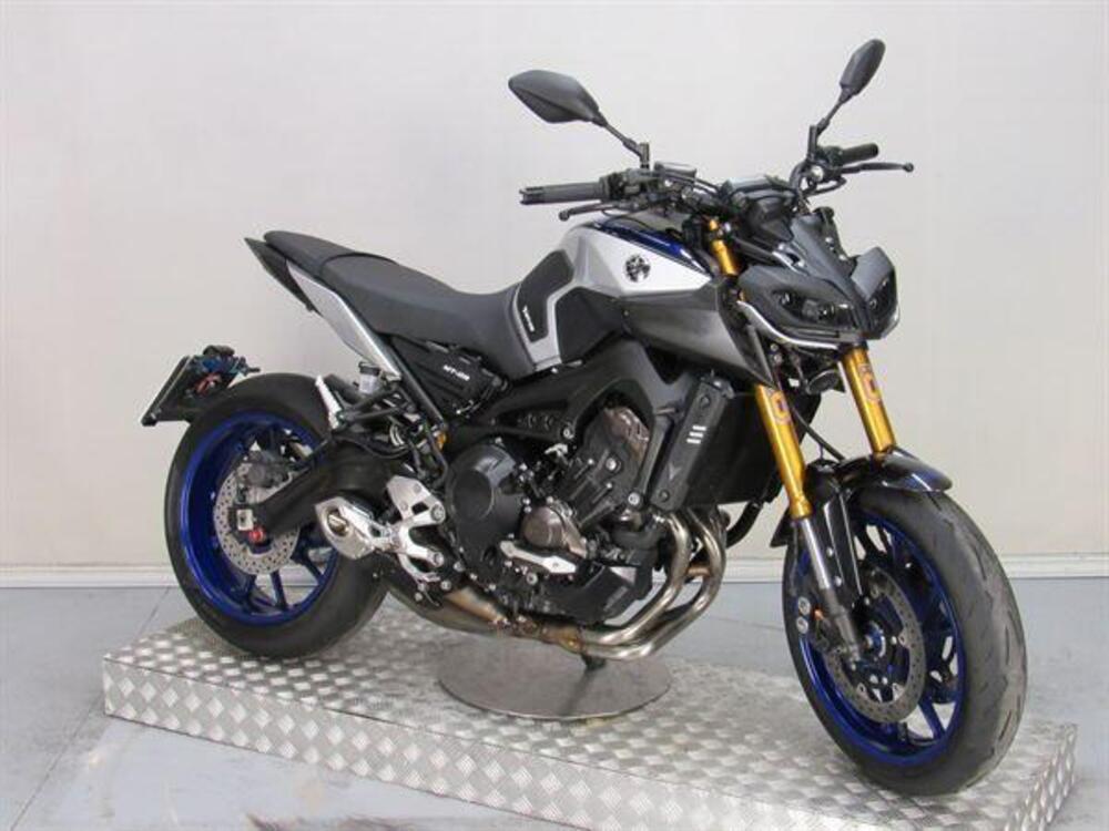 Yamaha MT-09 SP (2018 - 20) (2)