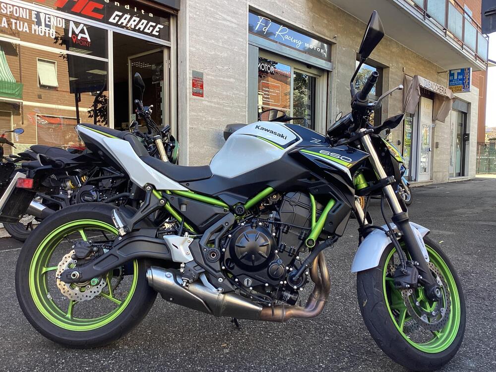 Kawasaki Z 650 (2021 - 25) (2)