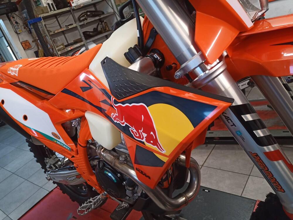 KTM EXC 250 F Champion Edition (2025) (3)