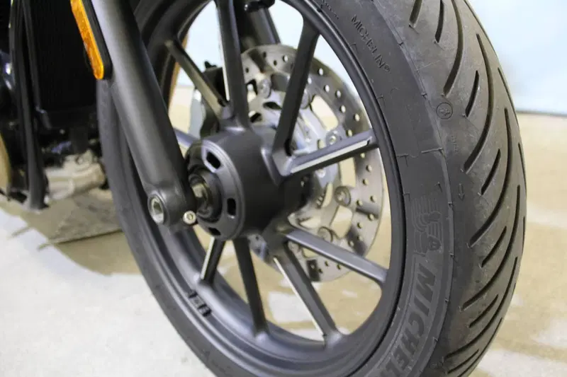 Triumph Speed Twin 900 Chrome Edition (2023) (7)