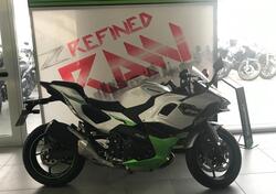 Kawasaki Ninja 7 Hybrid (2024) usata