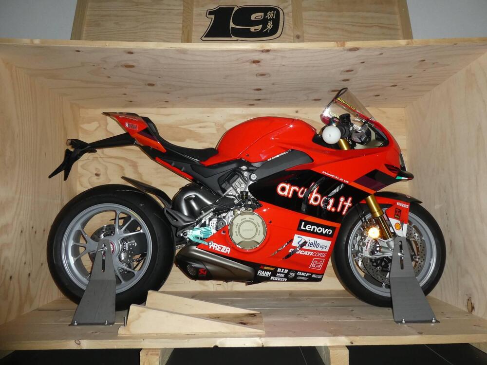 Ducati Panigale V4 Bautista 2022 World Champion Replica (2023)