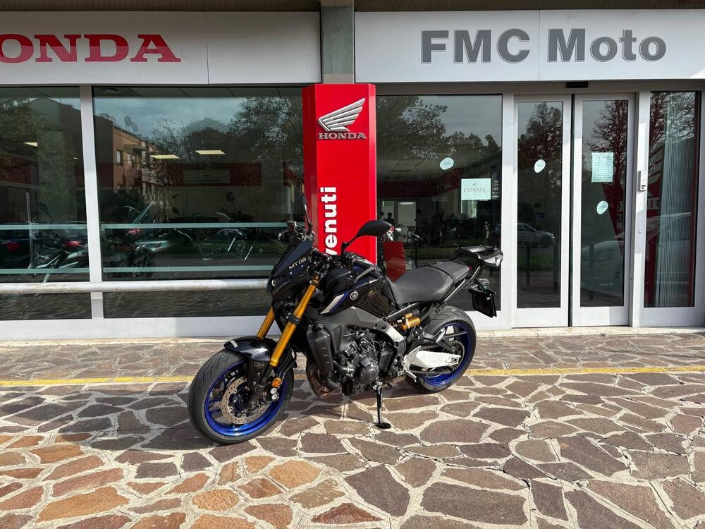 Yamaha MT-09 SP (2021 - 23) (2)