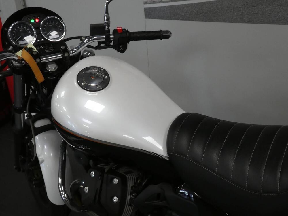 Moto Guzzi Nevada 750 Anniversario (2012 - 13) (5)