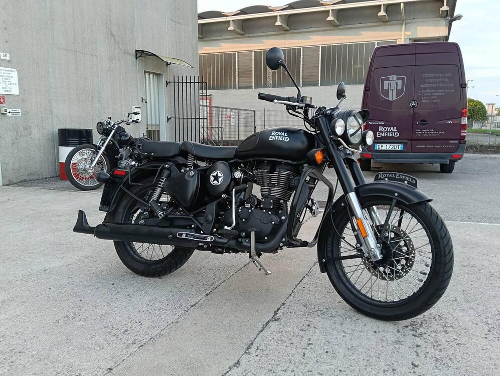 Royal Enfield Classic 500 EFI Stealth Black (2018 - 20)