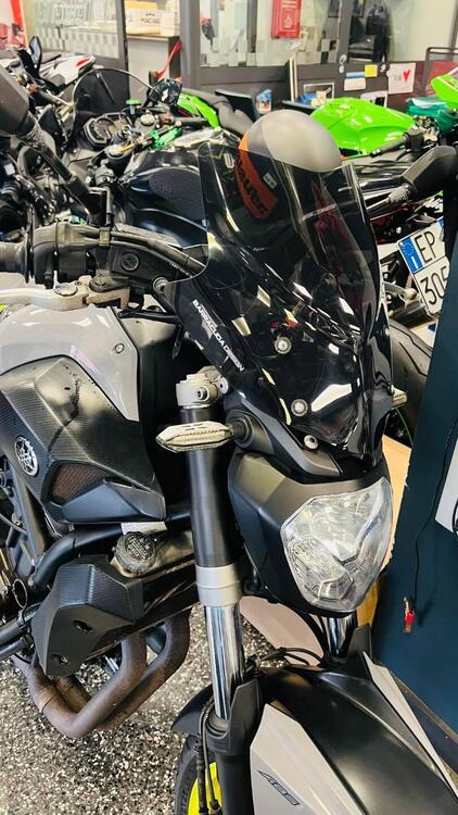 Yamaha MT-07 (2017 - 18) (2)