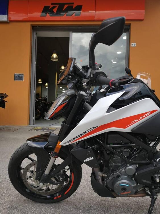 KTM 390 Duke (2021 - 23) (3)