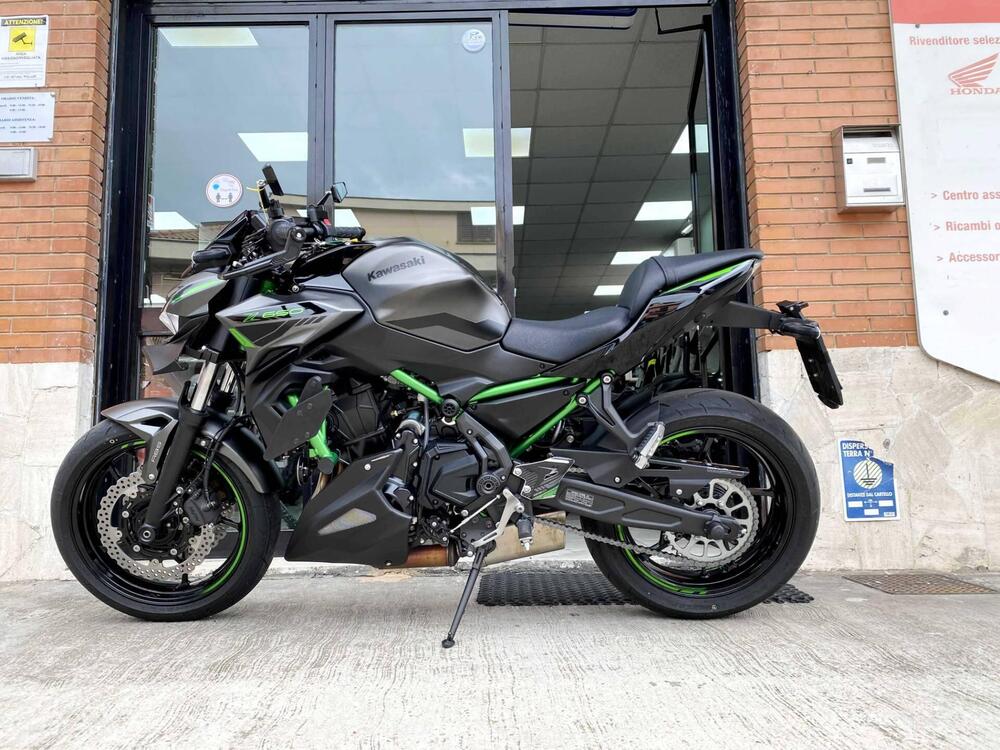 Kawasaki Z 650 (2021 - 25) (5)