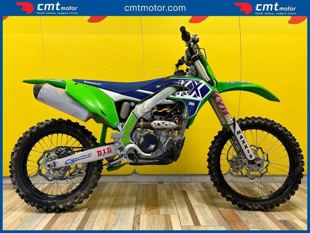 Kawasaki KX 250 F (2021)