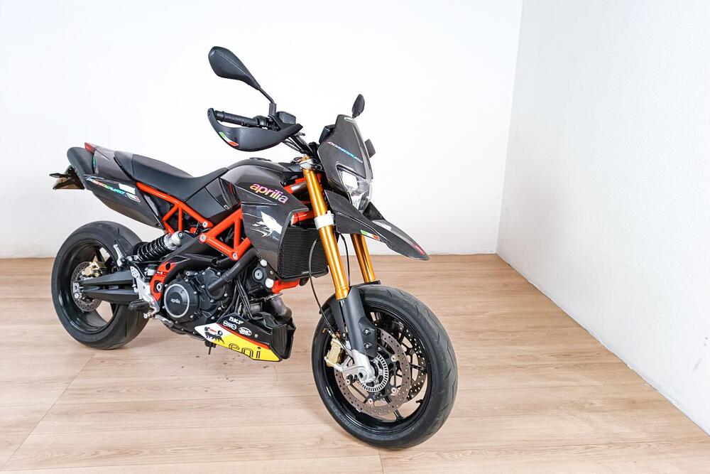 Aprilia Dorsoduro 900 (2017 - 20) (2)