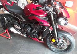 Triumph Street Triple 765 RS (2023 - 24) usata