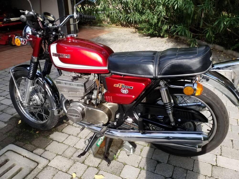 Suzuki GT 380 (3)