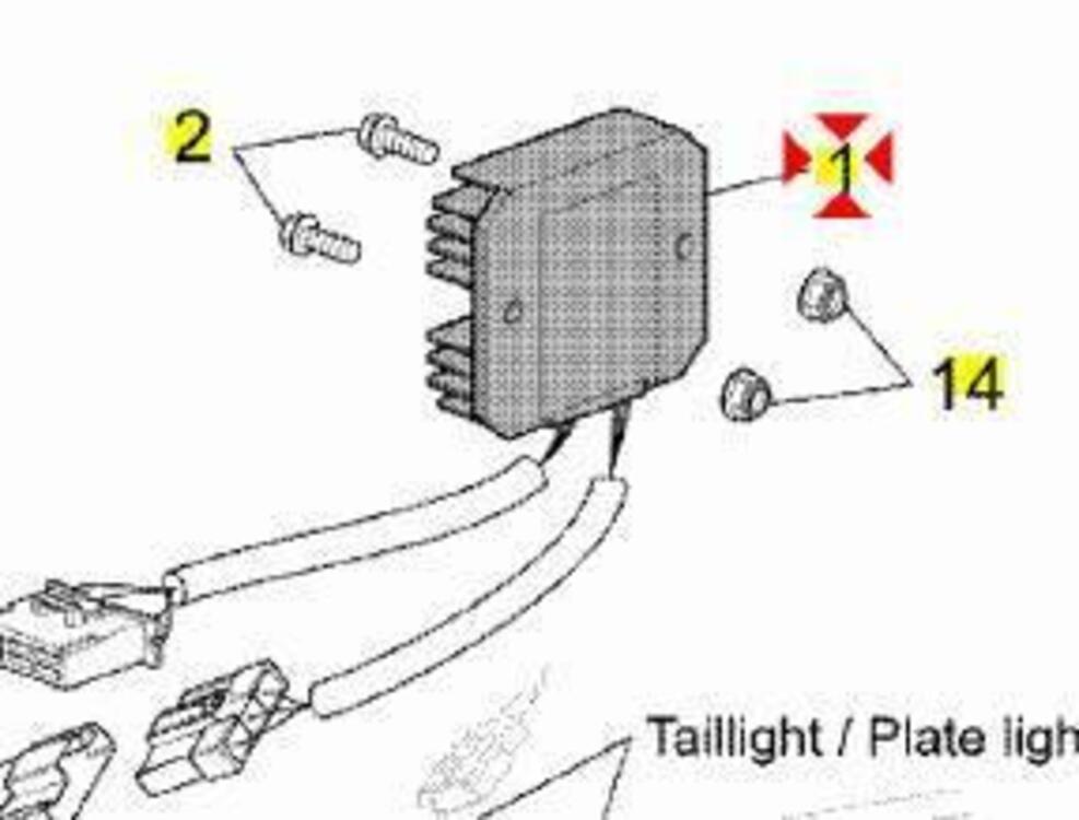 Regolatore di tensione Aprilia Caponord 1000 AP812