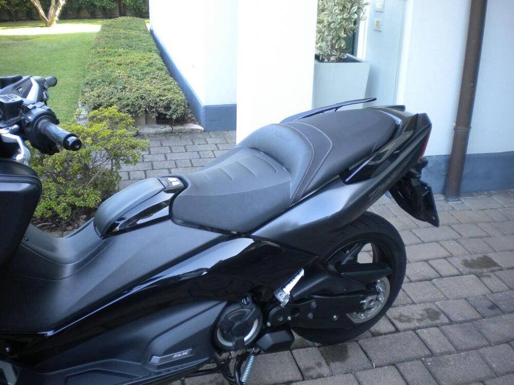 Yamaha T-Max 530 SX Sport Edition (2018 - 19) (4)