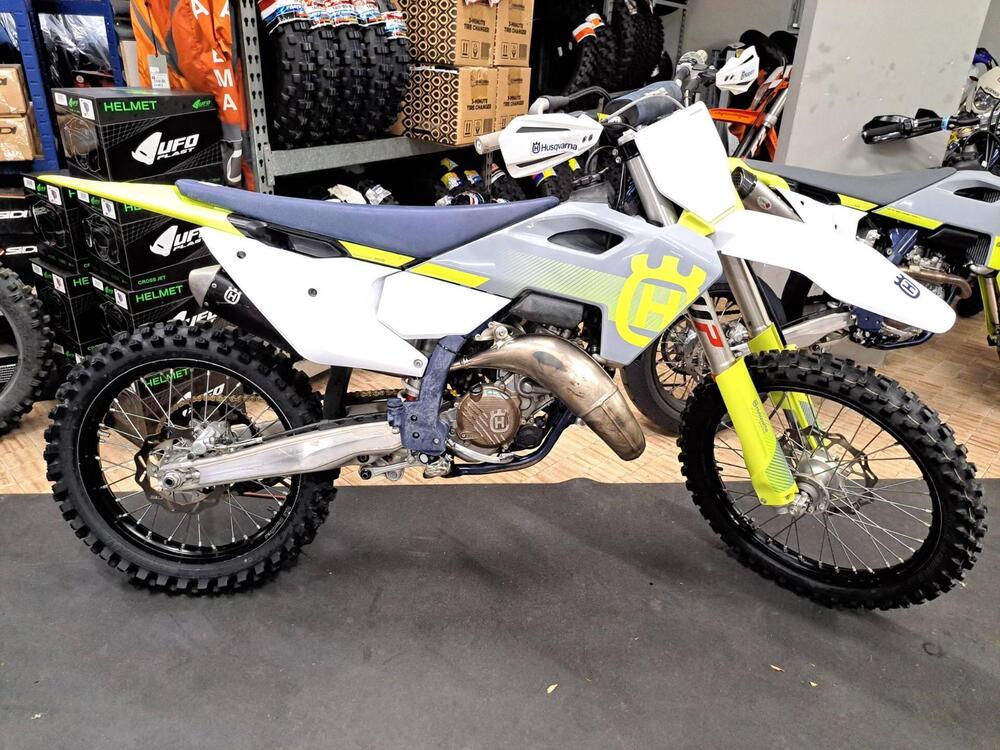 Husqvarna TC 125 (2024) (2)