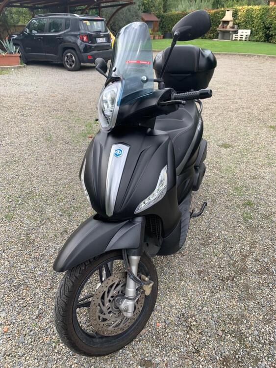 Piaggio Beverly 350 SportTouring ie ABS (2011 - 17)