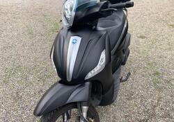 Piaggio Beverly 350 SportTouring ie ABS (2011 - 17) usata