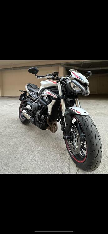 Triumph Street Triple S (2020 - 23) (2)