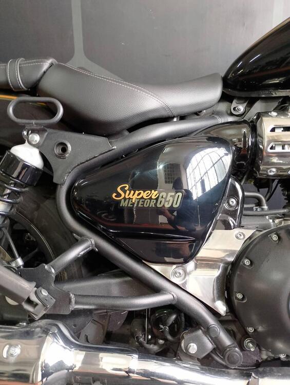 Royal Enfield Super Meteor 650 (2023 - 24) (5)