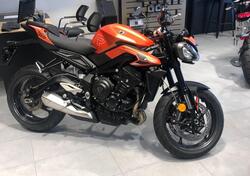 Triumph Street Triple 765 R (2023 - 24) nuova