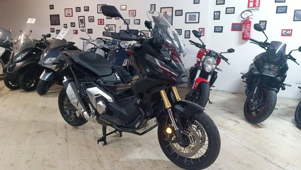 Honda X-ADV 750 DCT (2021 - 24) (2)