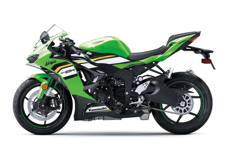 Kawasaki Ninja 636 ZX-6R (2024 - 26) (3)