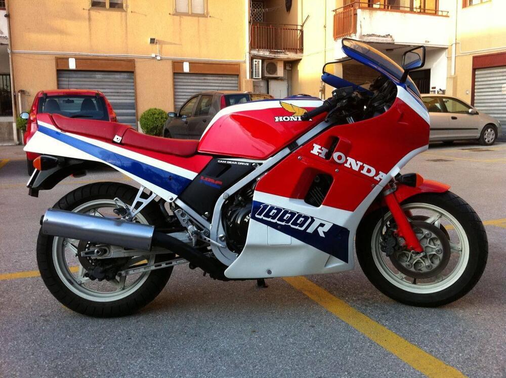 Honda VFR 1000 (2)