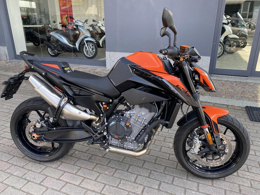 KTM 890 Duke R (2022 - 23)