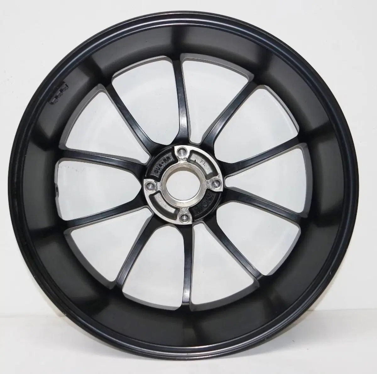 Ruota post Ducati MTS