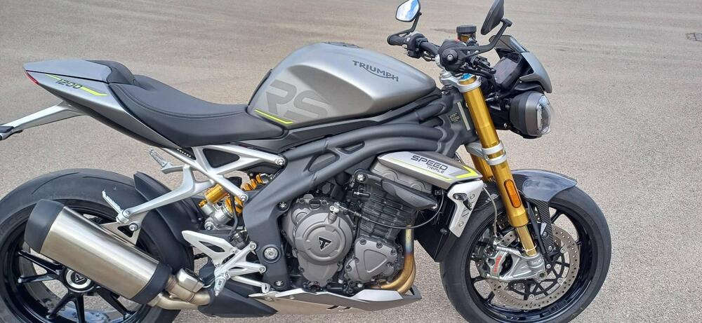 Triumph Speed Triple 1200 RS (2021 - 24) (4)