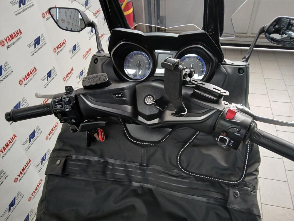 Yamaha T-Max 560 Tech Max (2020) (3)