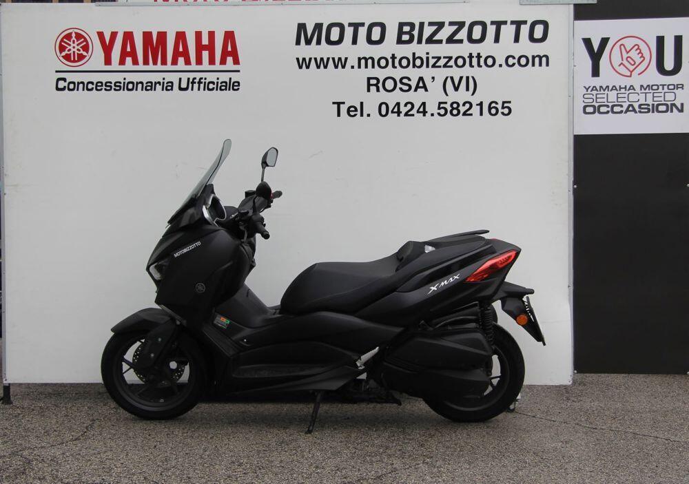 Yamaha X-Max 300 (2021 - 24) (2)