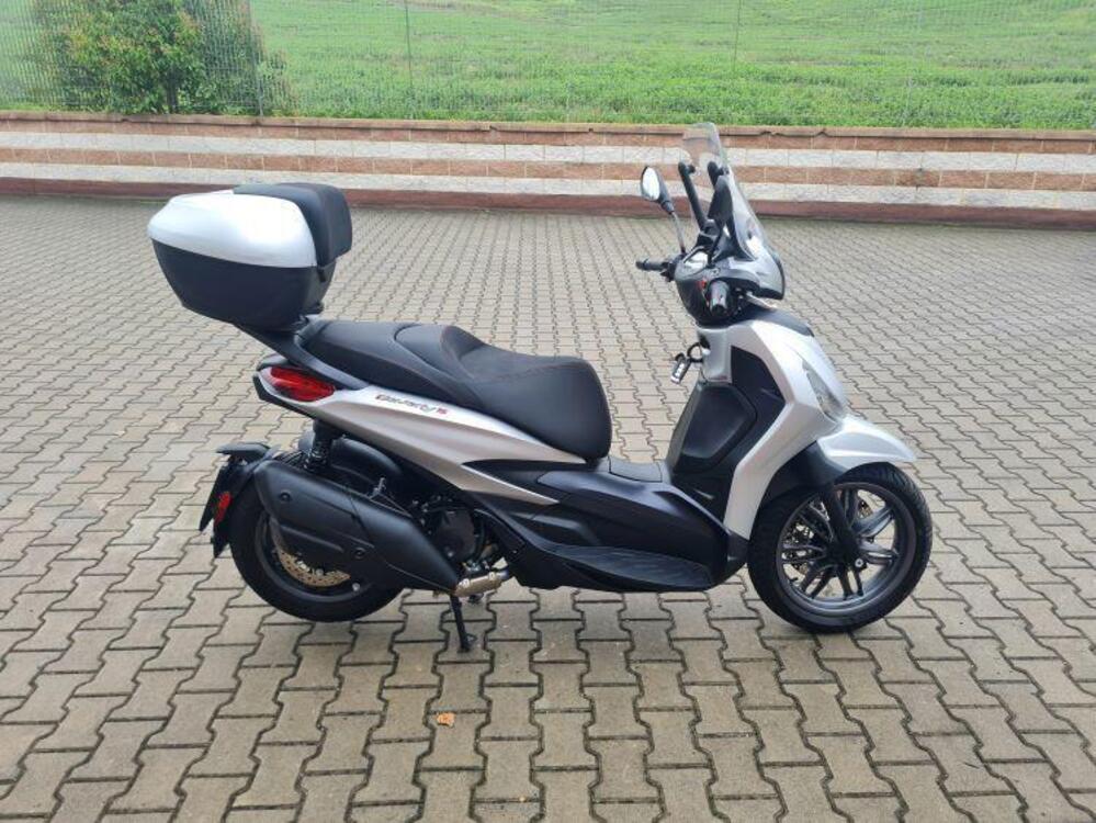 Piaggio Beverly 400 S ABS-ASR (2021 - 24) (3)