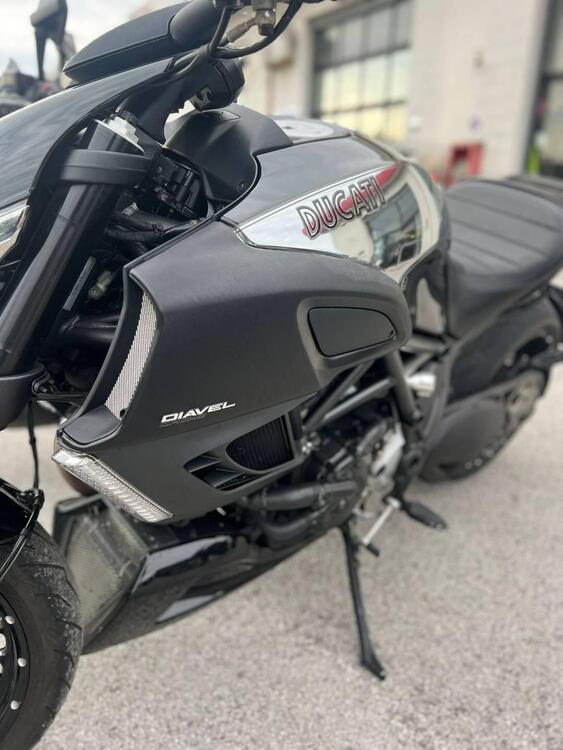 Ducati Diavel 1200 Cromo (2012) (2)