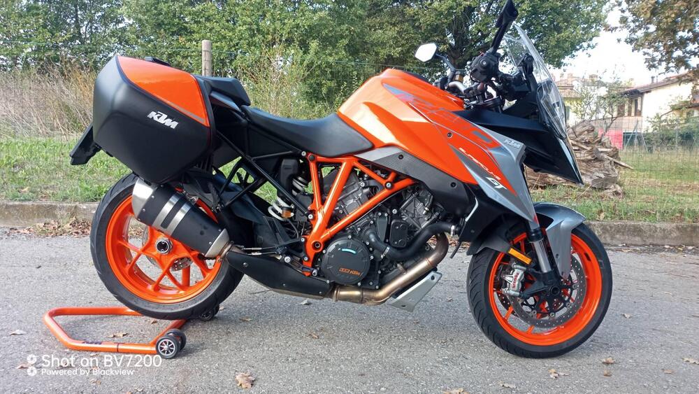 KTM 1290 Super Duke GT ABS (2016 - 18) (4)