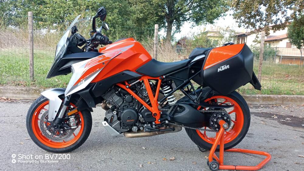 KTM 1290 Super Duke GT ABS (2016 - 18)