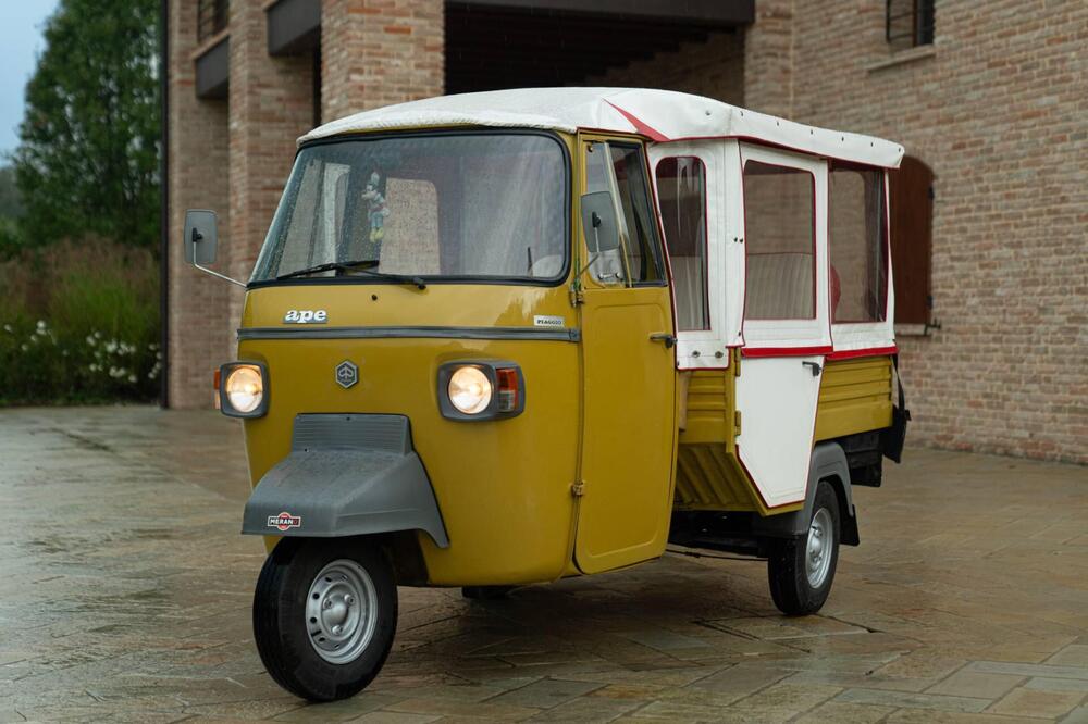 Piaggio APE P601 Calessino