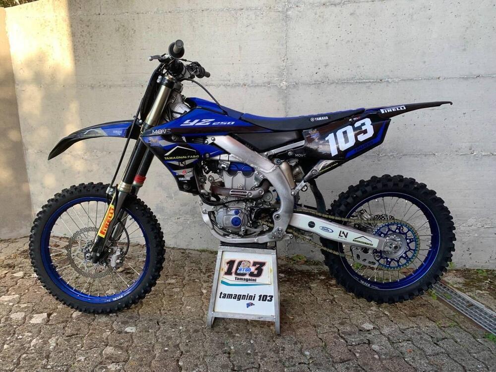 Yamaha YZ 250 F (2021)