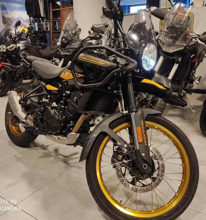 Royal Enfield Himalayan 450 (2024)