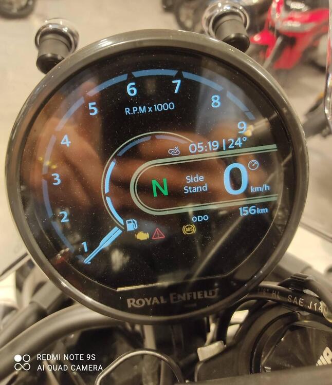 Royal Enfield Himalayan 450 (2024) (3)