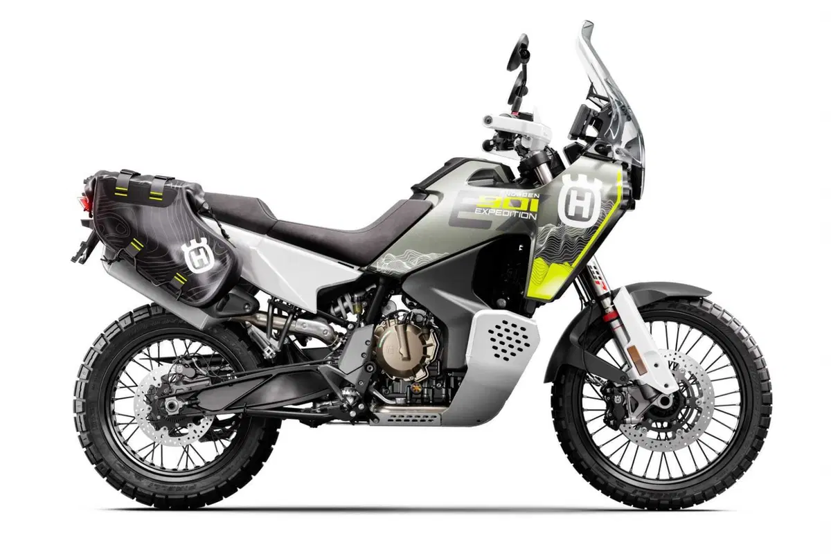 Norden 901 Expedition 2025. Husqvarna aggiorna la sua travel-adventure