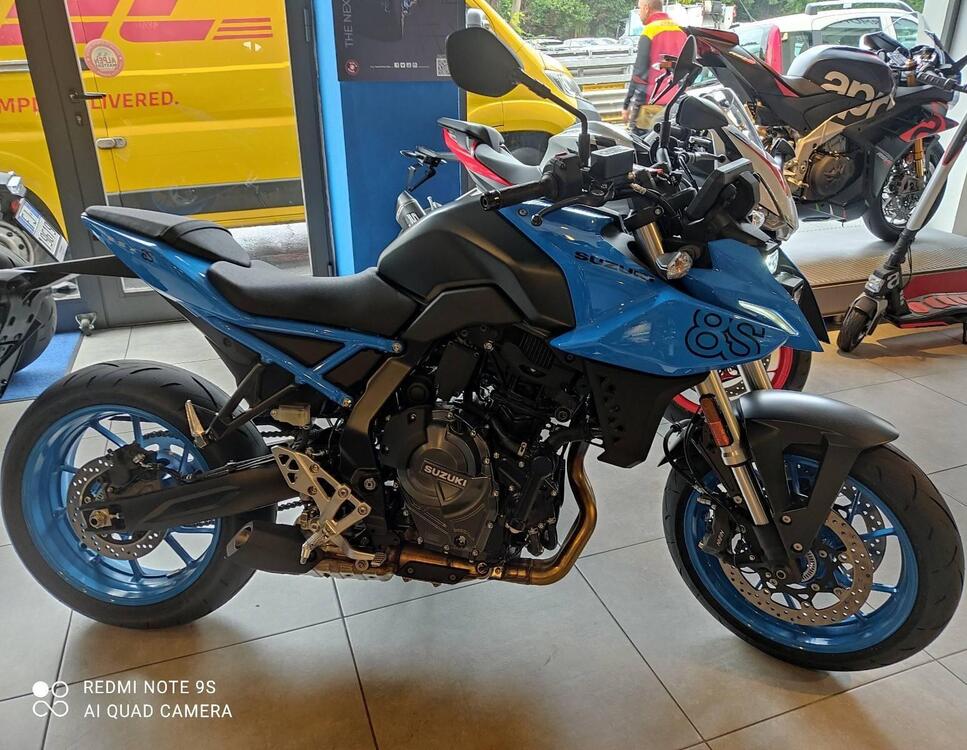 Suzuki GSX-8S (2023 - 24)