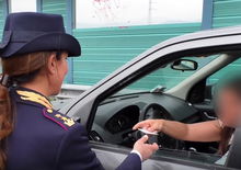 Basta cellulare in auto, è emergenza!