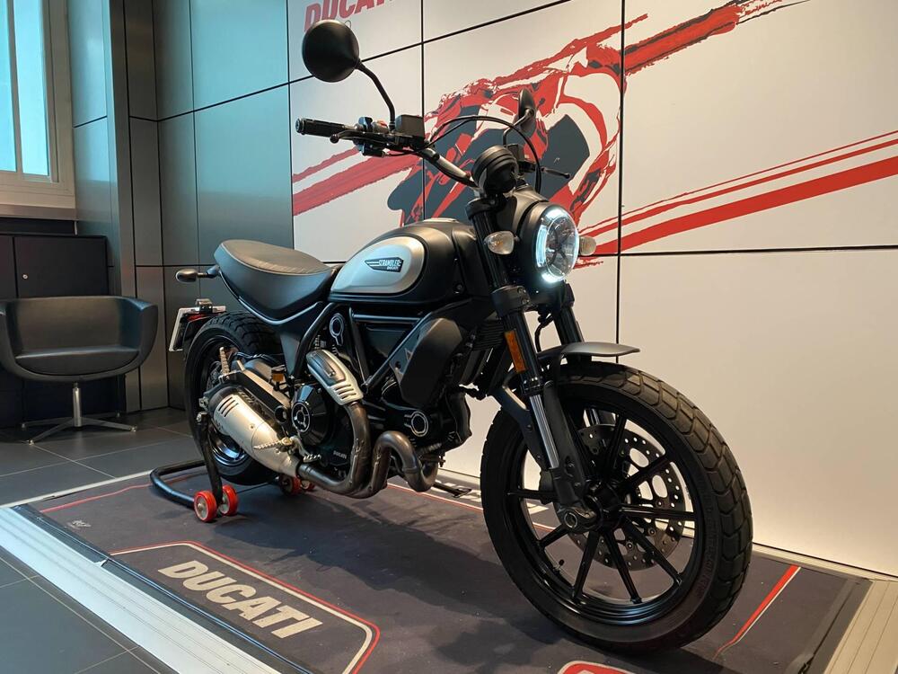 Ducati Scrambler 800 Icon Dark (2020) (2)