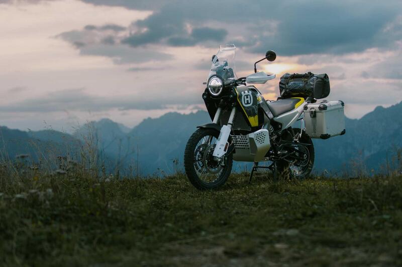 Norden 901 Expedition 2025. Husqvarna aggiorna la sua travel-adventure